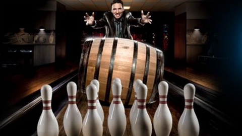 Интеркативный баннер Tele2 «Боулинг»